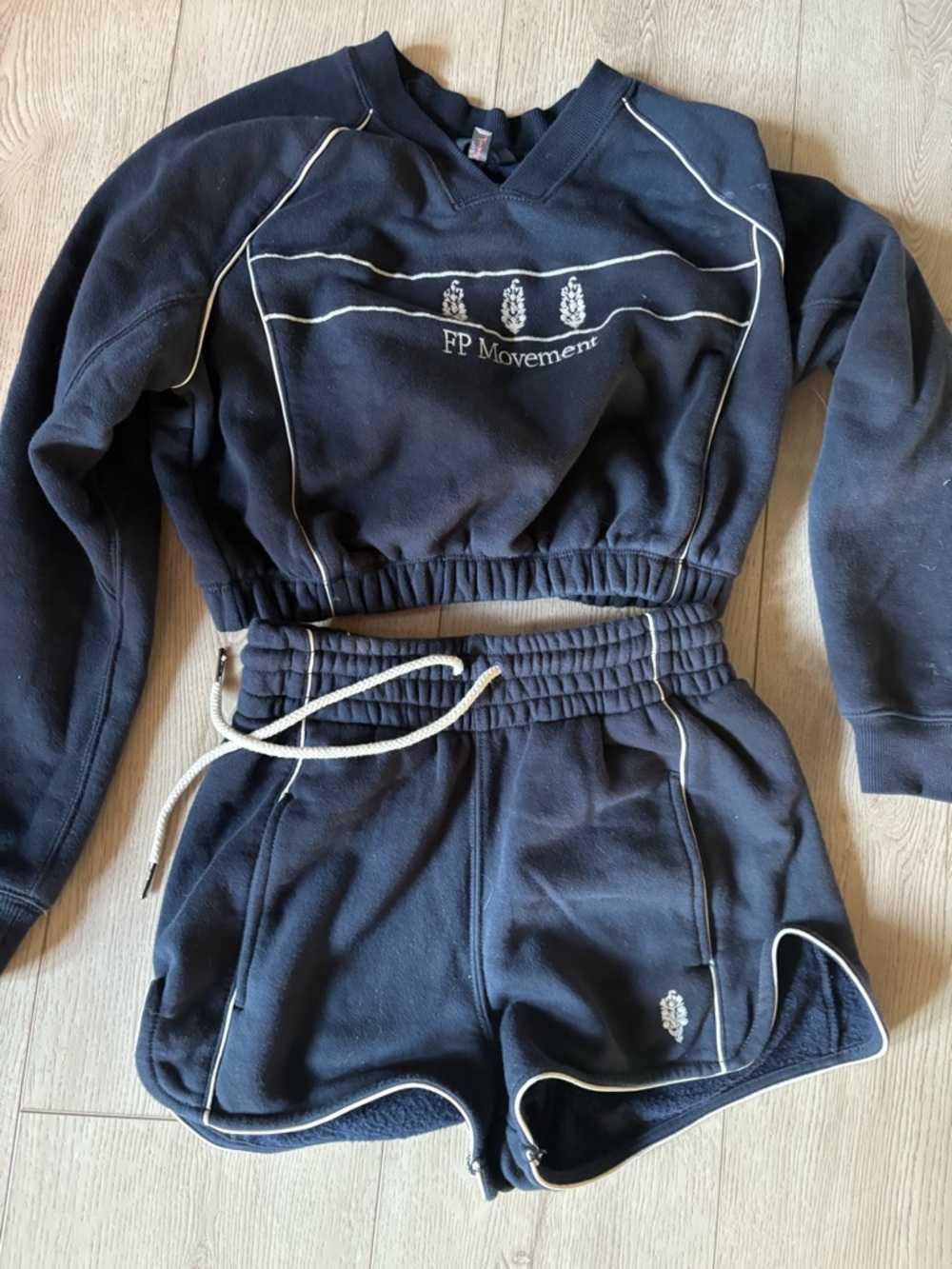 Free people movement 
Workout set 
Size XS